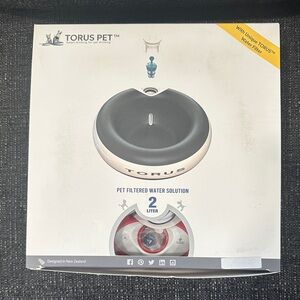 Red Filtering Water Bowl - 2 Liter